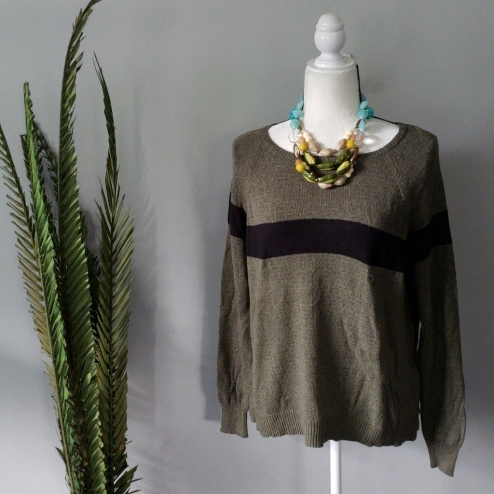 American Eagle olive green sweater with black stripe NWT